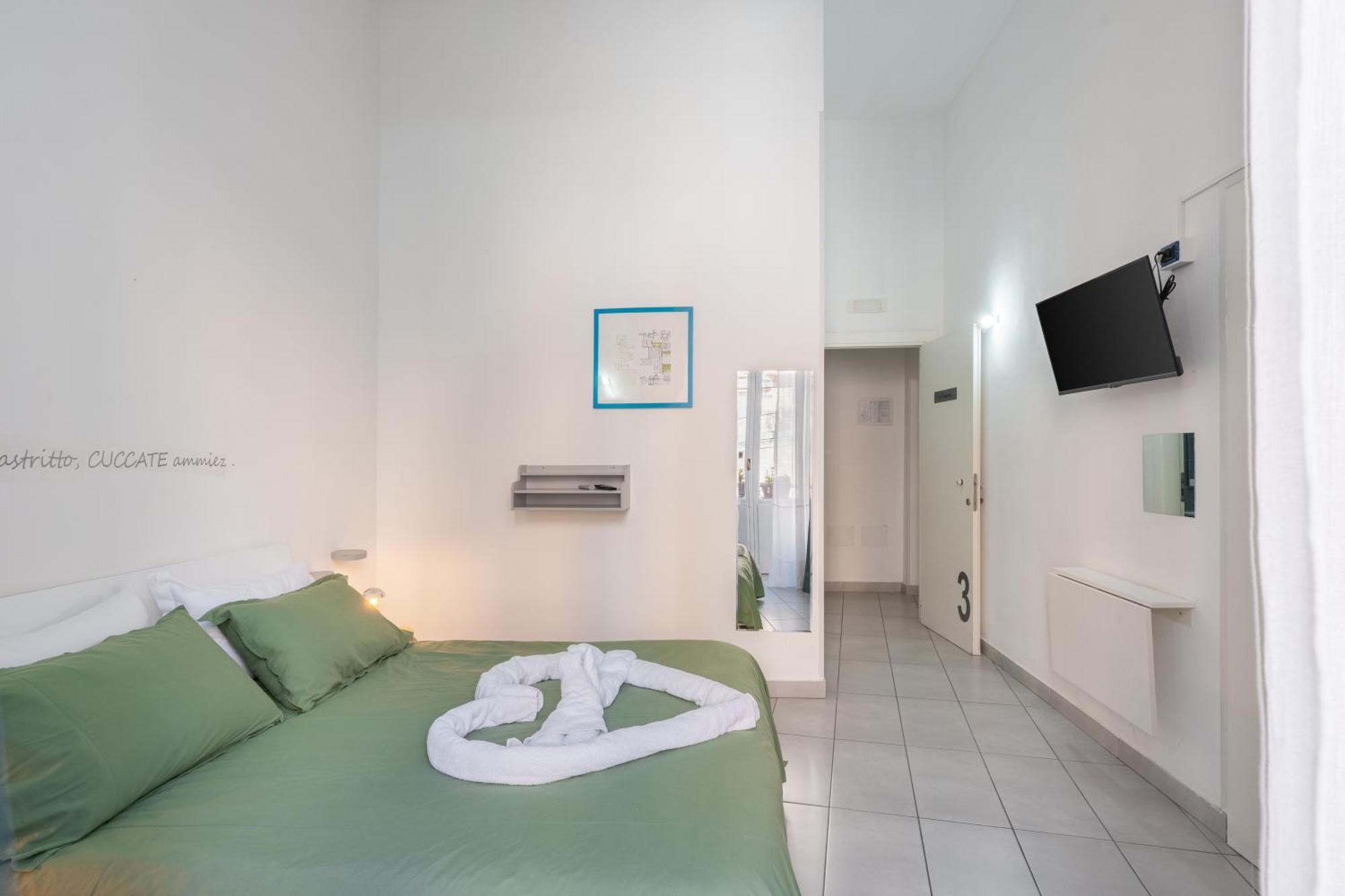 Nina Suites Неаполь Екстер'єр фото