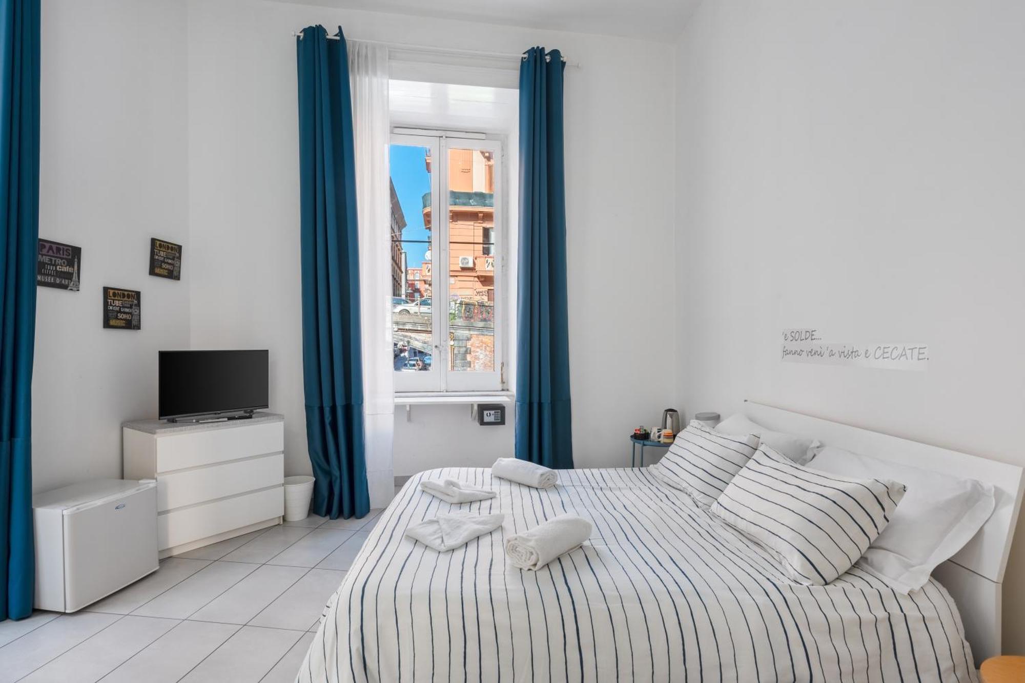 Nina Suites Неаполь Екстер'єр фото
