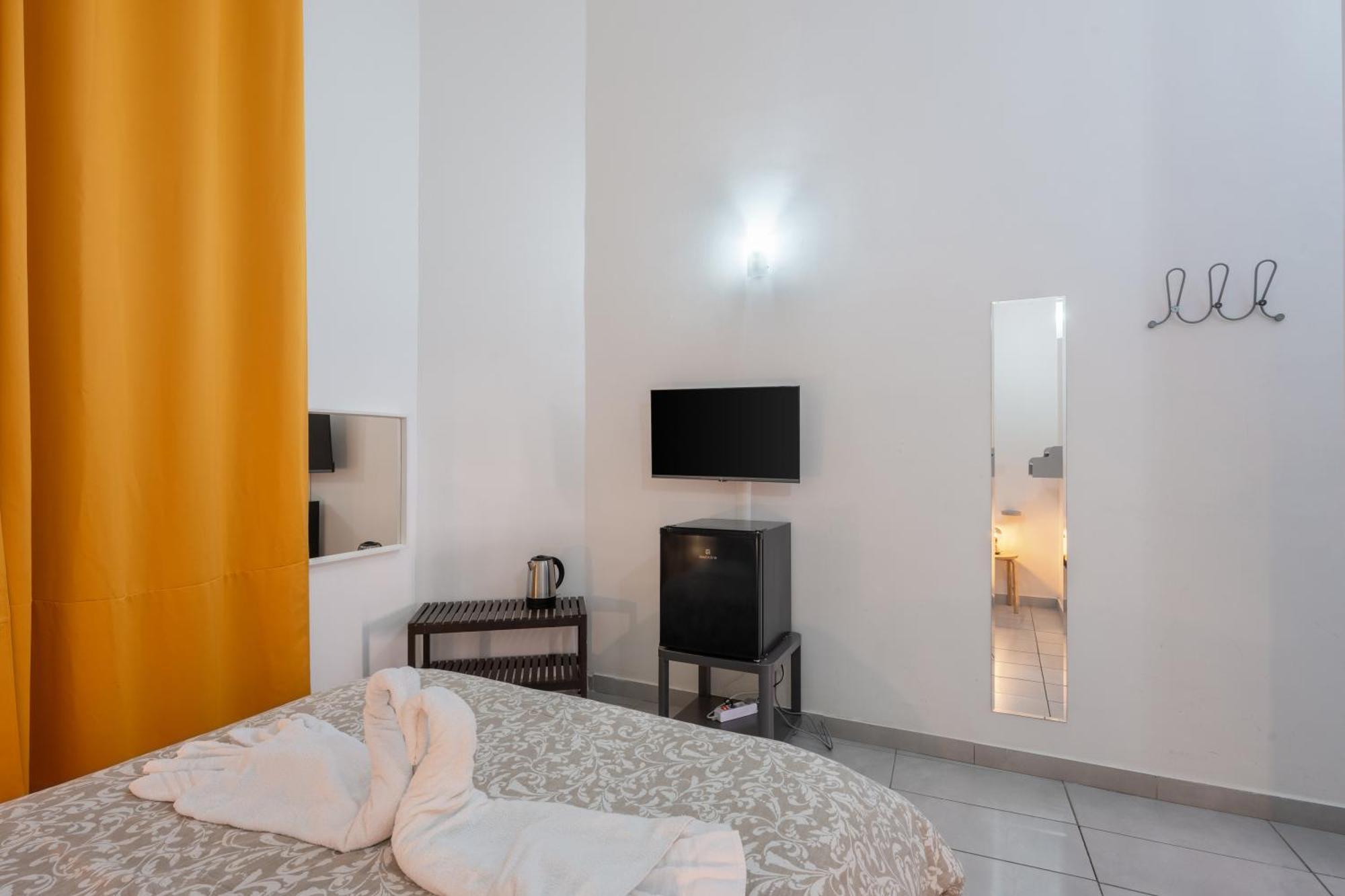 Nina Suites Неаполь Екстер'єр фото